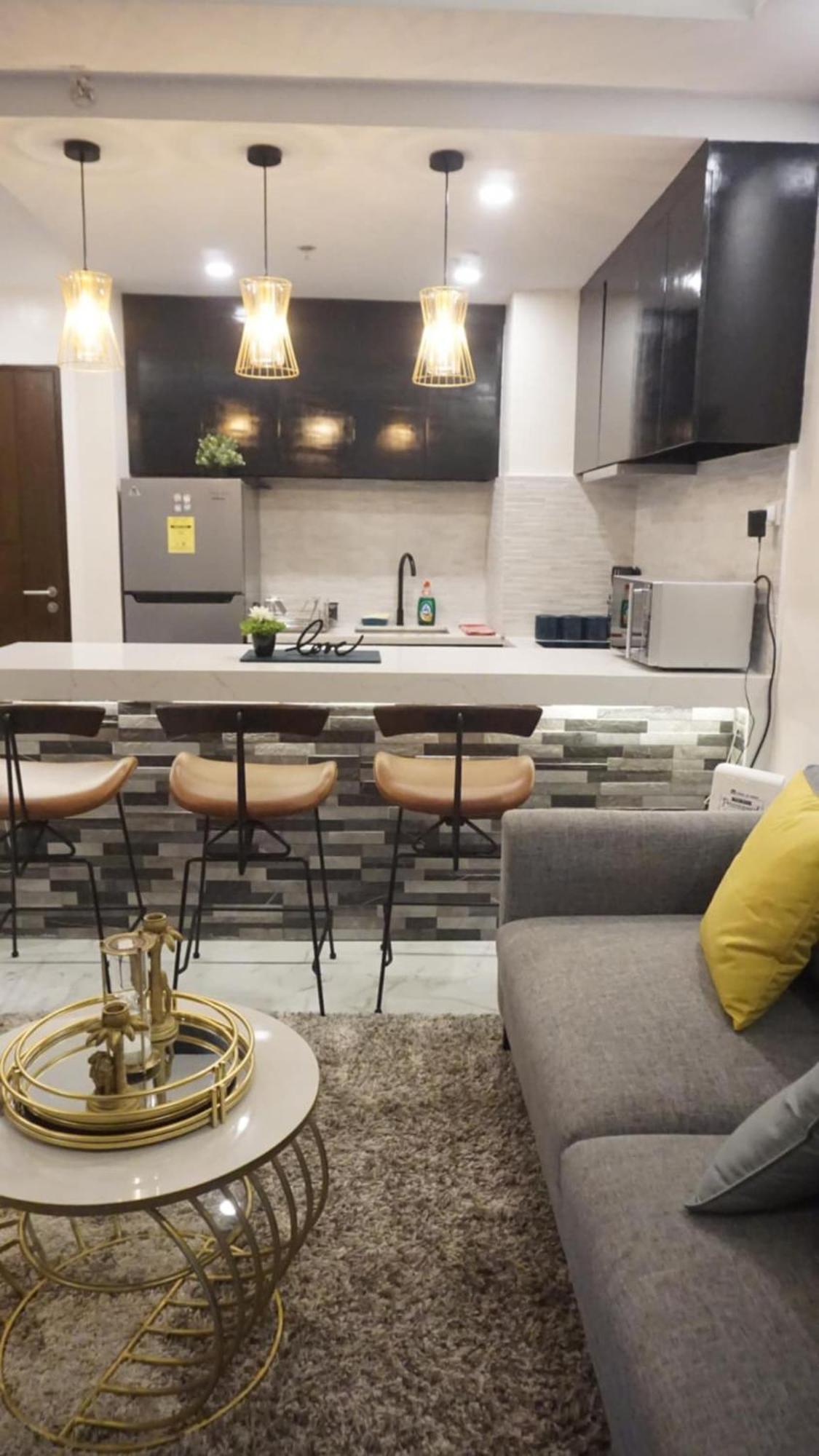 Deluxe Condo 2 Bedroom, 7Th Floor Room Bc In One Madison Tower 3, Megaworld Boulevard, Mandurriao Iloilo City, Philippines エクステリア 写真