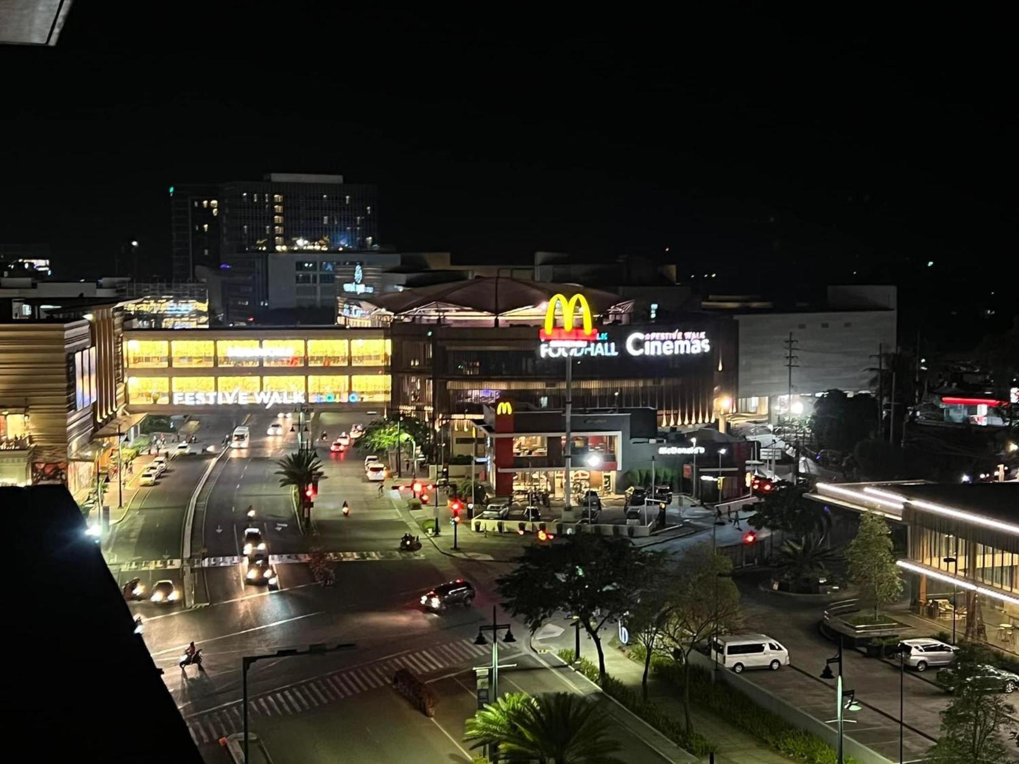 Deluxe Condo 2 Bedroom, 7Th Floor Room Bc In One Madison Tower 3, Megaworld Boulevard, Mandurriao Iloilo City, Philippines エクステリア 写真