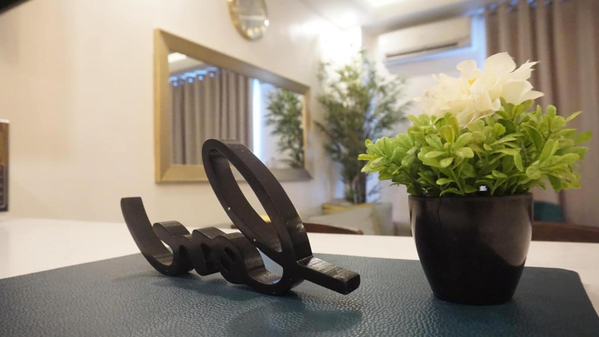 Deluxe Condo 2 Bedroom, 7Th Floor Room Bc In One Madison Tower 3, Megaworld Boulevard, Mandurriao Iloilo City, Philippines エクステリア 写真