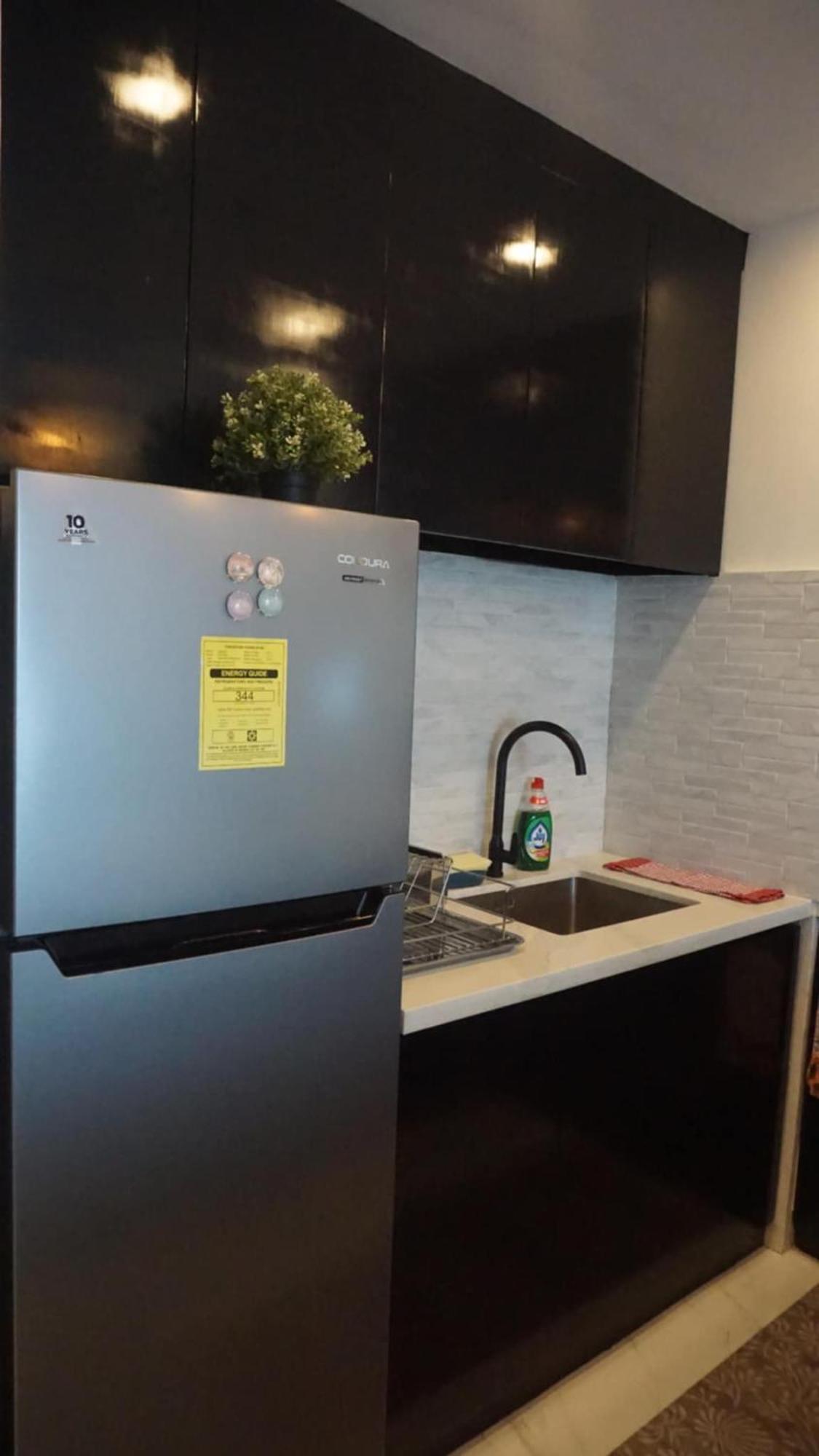 Deluxe Condo 2 Bedroom, 7Th Floor Room Bc In One Madison Tower 3, Megaworld Boulevard, Mandurriao Iloilo City, Philippines エクステリア 写真