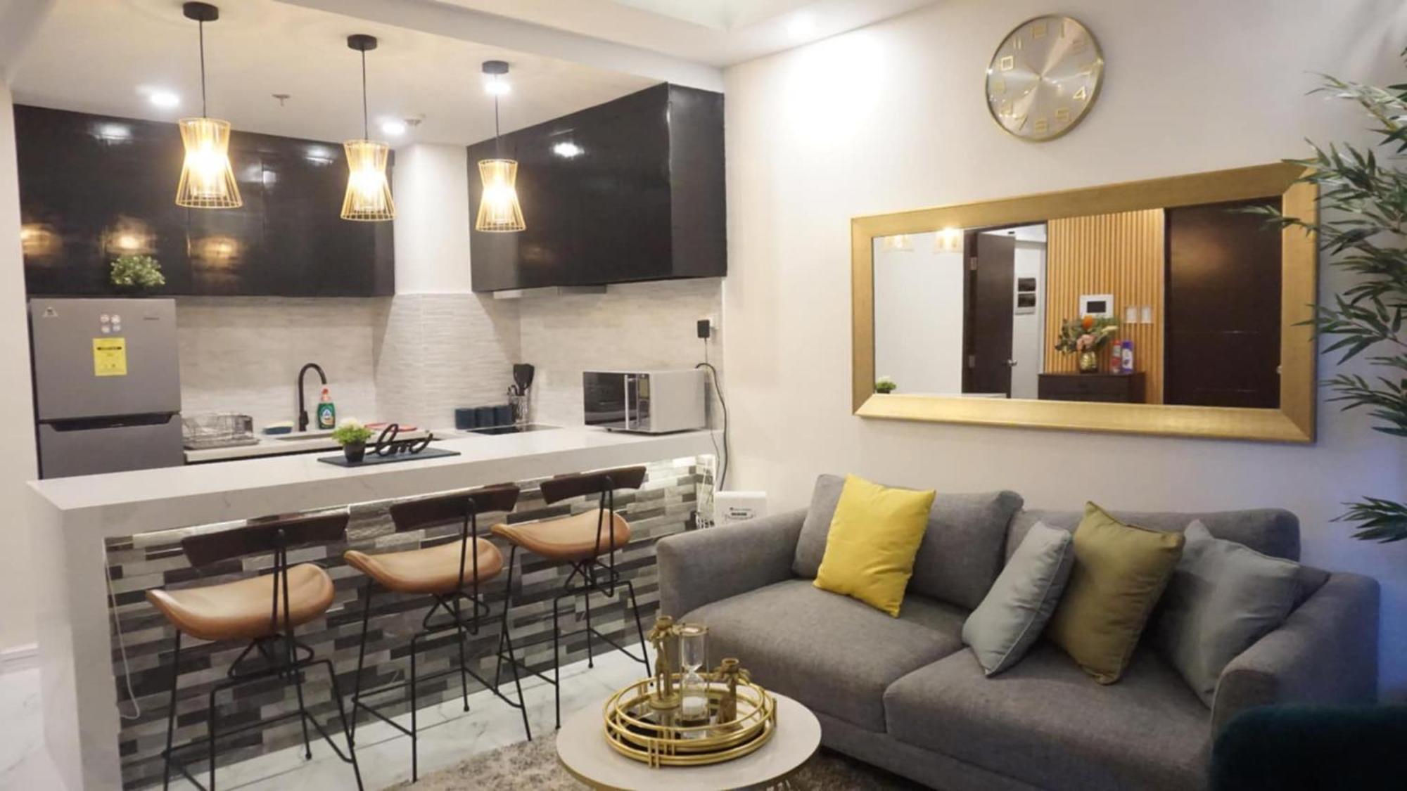 Deluxe Condo 2 Bedroom, 7Th Floor Room Bc In One Madison Tower 3, Megaworld Boulevard, Mandurriao Iloilo City, Philippines エクステリア 写真