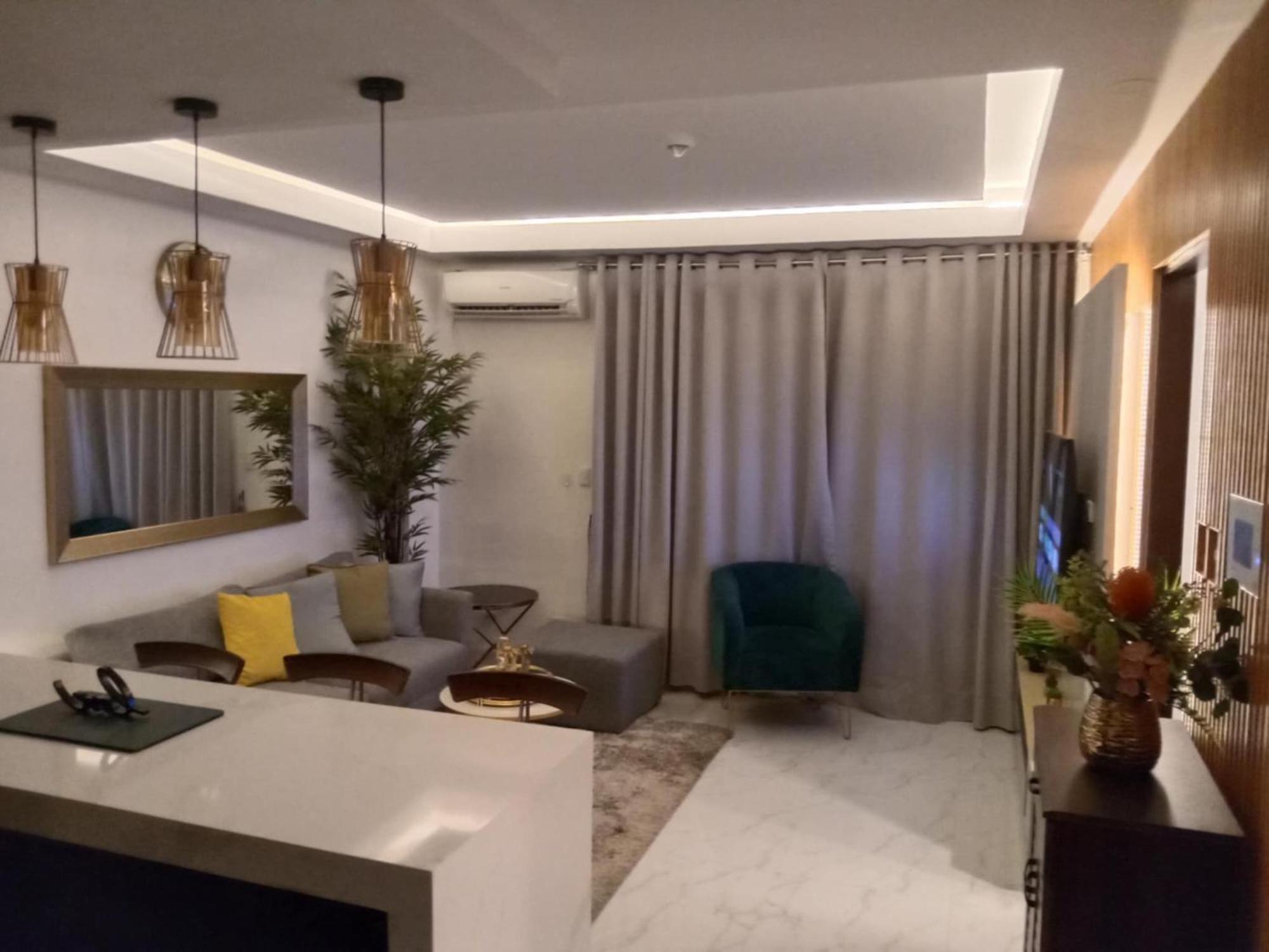 Deluxe Condo 2 Bedroom, 7Th Floor Room Bc In One Madison Tower 3, Megaworld Boulevard, Mandurriao Iloilo City, Philippines エクステリア 写真
